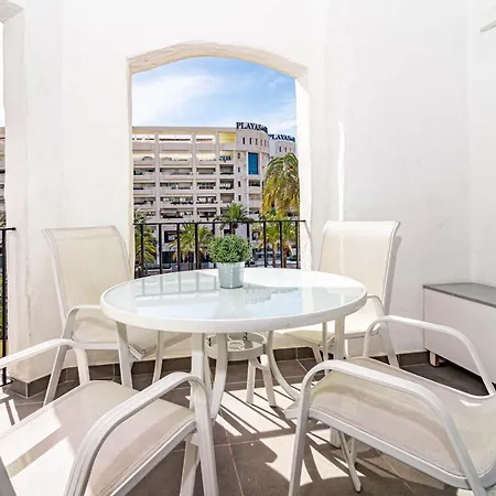 Apartment Harbor Getaway In The Heart Of Puerto Banus With Walking Dictance To Everything Marbella