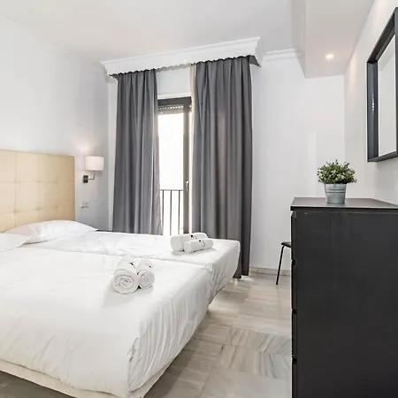 Harbor Getaway In The Heart Of Puerto Banus With Walking Dictance To Everything Apartment Marbella