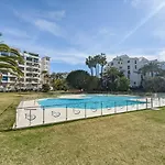 Appartamento Harbor Getaway In The Heart Of Puerto Banus With Walking Dictance To Everything Marbella