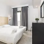 Harbor Getaway In The Heart Of Puerto Banus With Walking Dictance To Everything Appartamento Marbella