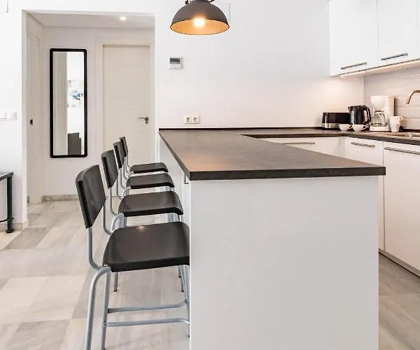 شقة Harbor Getaway In The Heart Of Puerto Banus With Walking Dictance To Everything *