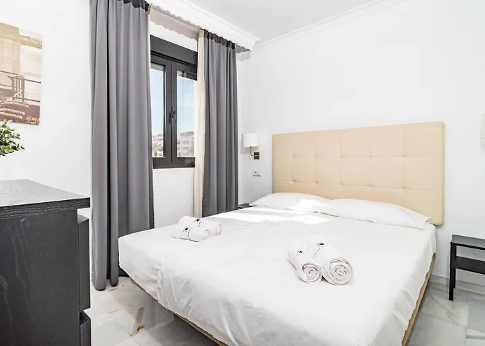 شقة Harbor Getaway In The Heart Of Puerto Banus With Walking Dictance To Everything ماربيا