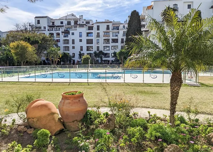 شقة Harbor Getaway In The Heart Of Puerto Banus With Walking Dictance To Everything
